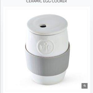 Ceramic egg cooker